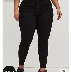Bombshell Skinny 16S Premium Stretch Black